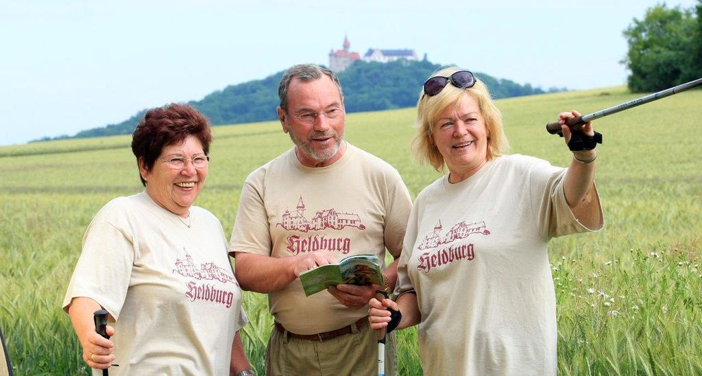 Cafe Im Hof- Bed & Breakfast Streufdorf Екстериор снимка