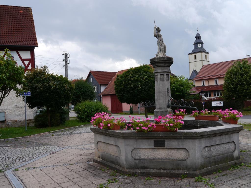 Cafe Im Hof- Bed & Breakfast Streufdorf Екстериор снимка