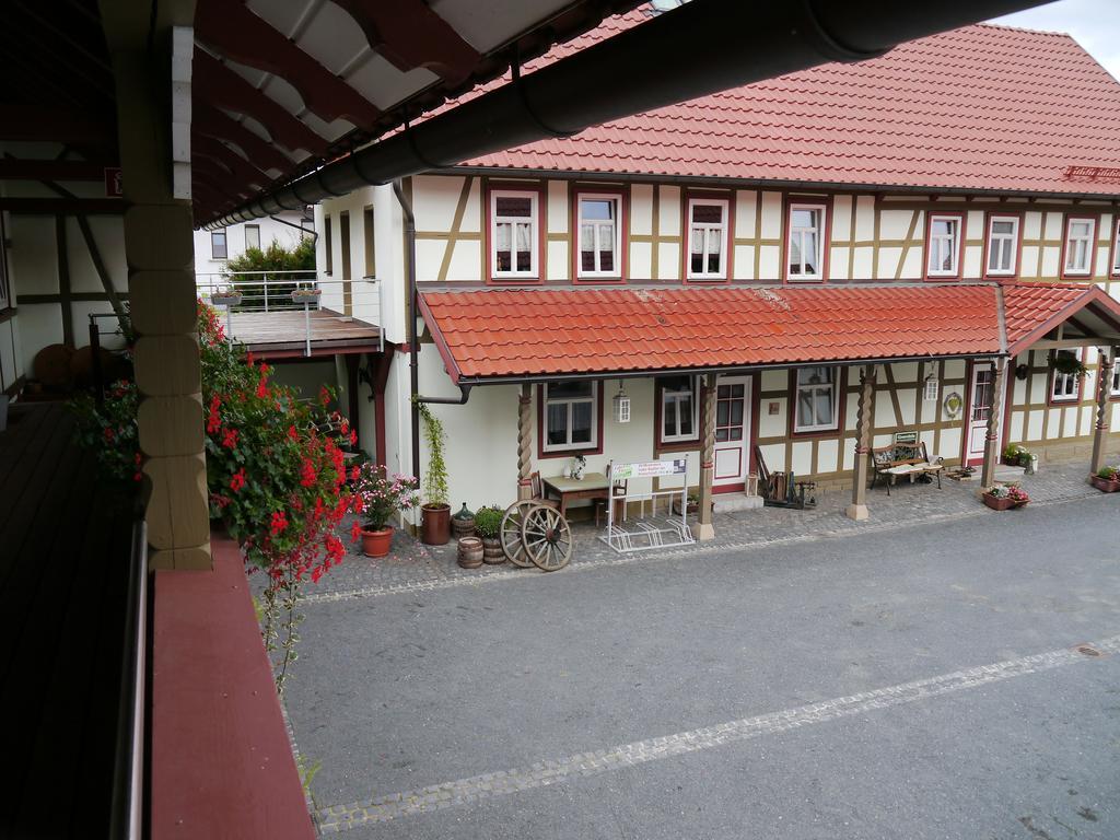 Cafe Im Hof- Bed & Breakfast Streufdorf Екстериор снимка