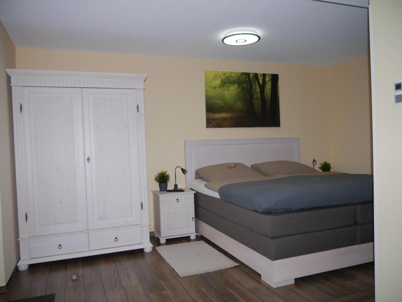 Cafe Im Hof- Bed & Breakfast Streufdorf Екстериор снимка